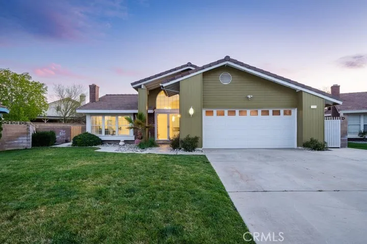 3126 Stevey Way, Lancaster, California 93536