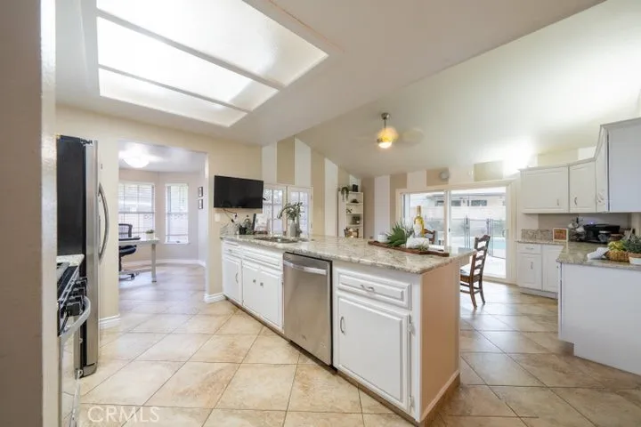 3126 Stevey Way, Lancaster, California 93536