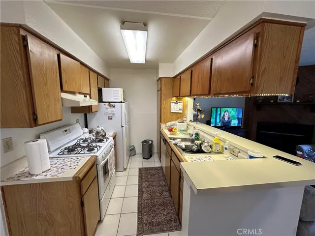 10205 Plainview Avenue, Tujunga, California 91042