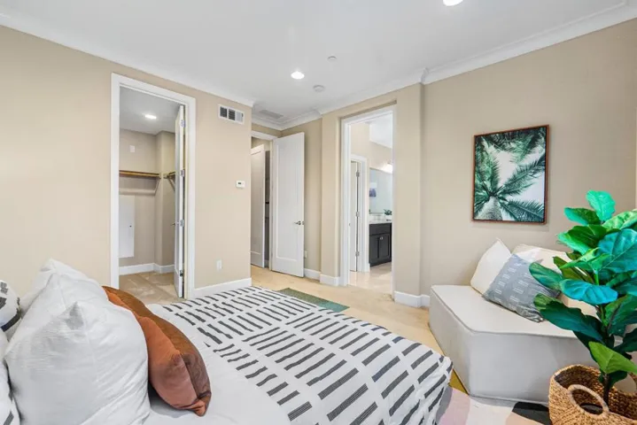 226 Summit Way, San Francisco, California 94132