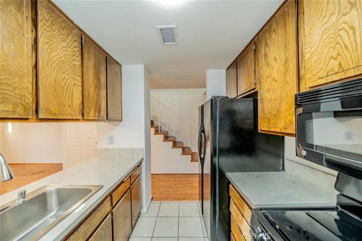 1145 S Dover Circle 28q, Anaheim, California 92805