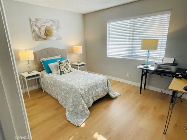 8541 La Salle Street 13, Cypress, California 90630