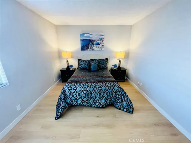 8541 La Salle Street 13, Cypress, California 90630