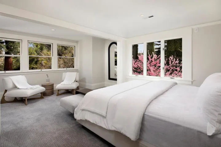 550 Kingsley Avenue, Palo Alto, California 94301