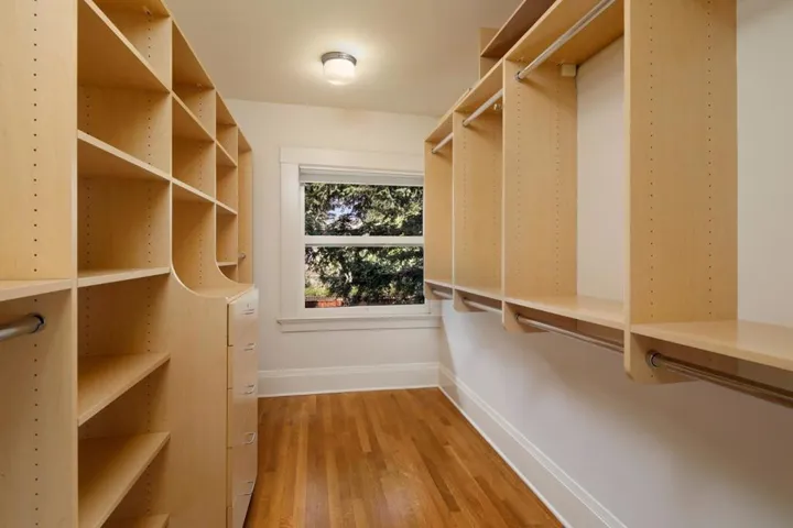 550 Kingsley Avenue, Palo Alto, California 94301