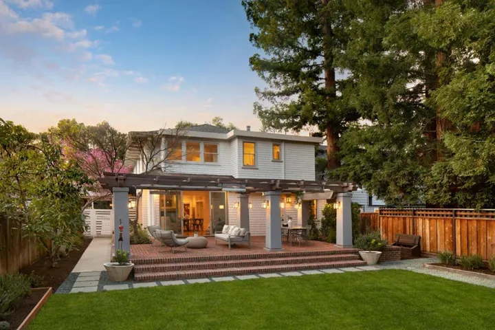 550 Kingsley Avenue, Palo Alto, California 94301