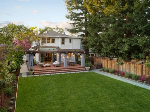 550 Kingsley Avenue, Palo Alto, California 94301