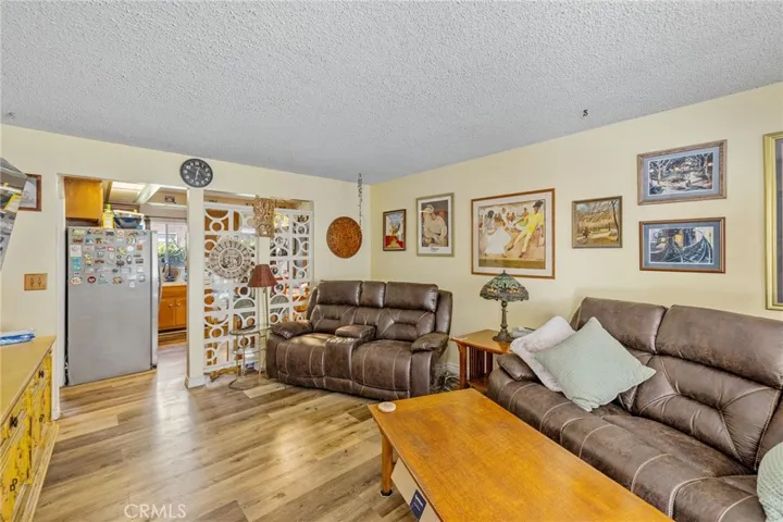 Unit B - Living room