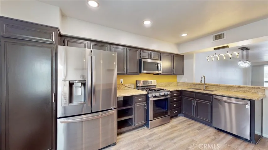 13313 Makai Ct B 2, Victorville, California 92395