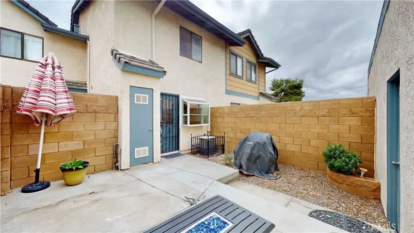 13313 Makai Ct B 2, Victorville, California 92395