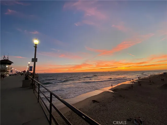 Beautiful Huntington Beach sunsets!
