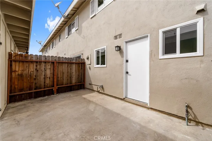 A great space for intimate entertaining!
