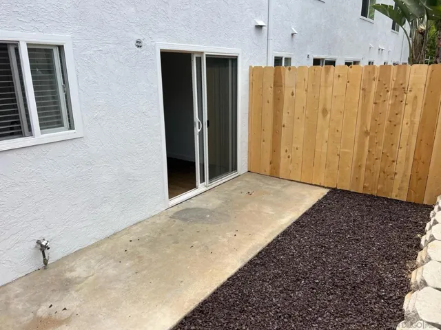 1405 N Vulcan Ave, Outside Area (inside Ca), California 92024
