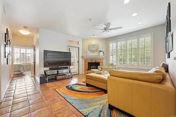 18577 Caminito Pasadero 418, San Diego, California 92128