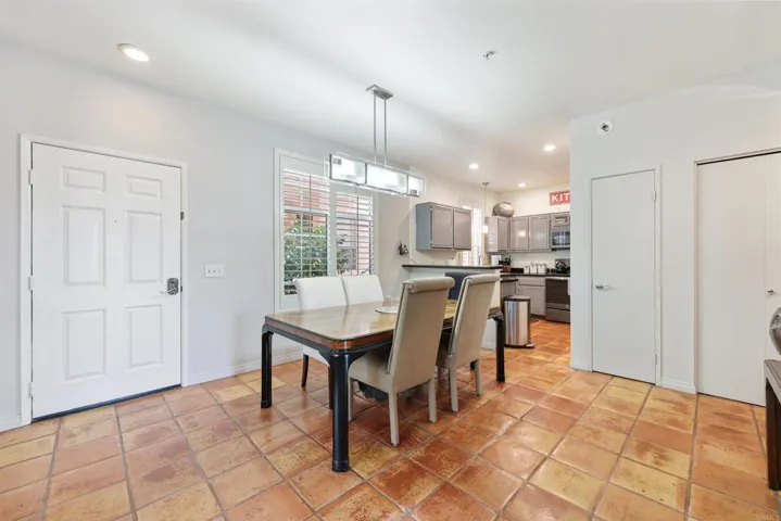 18577 Caminito Pasadero 418, San Diego, California 92128