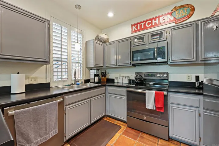 18577 Caminito Pasadero 418, San Diego, California 92128