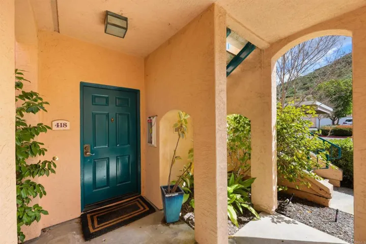 18577 Caminito Pasadero 418, San Diego, California 92128