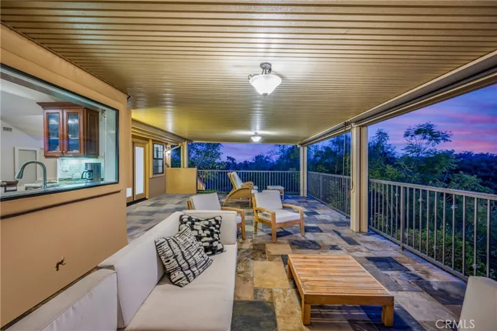 158 Lake Ridge Circle, Fallbrook, California 92028