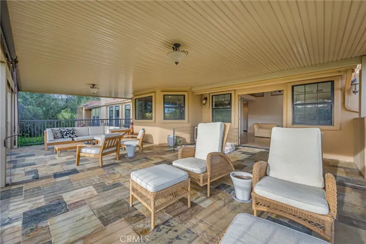 158 Lake Ridge Circle, Fallbrook, California 92028
