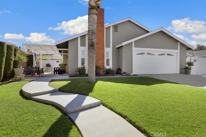 3185 Racine Drive, Riverside, California 92503