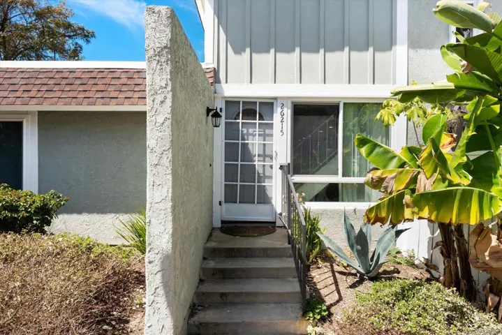 26215 Via Roble, Mission Viejo, California 92691