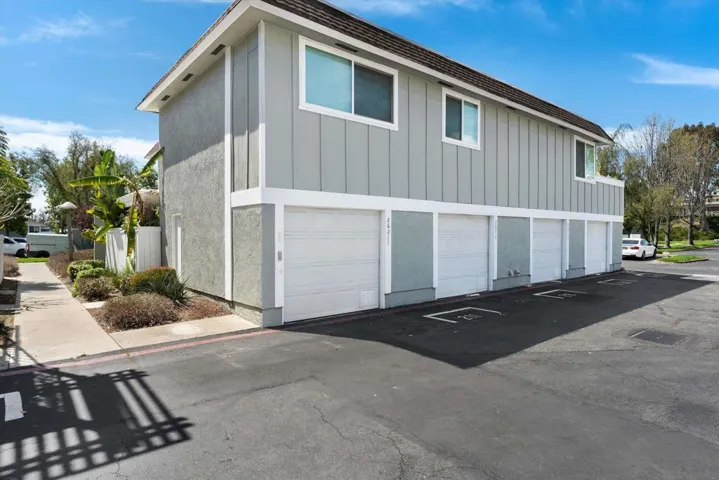 26215 Via Roble, Mission Viejo, California 92691