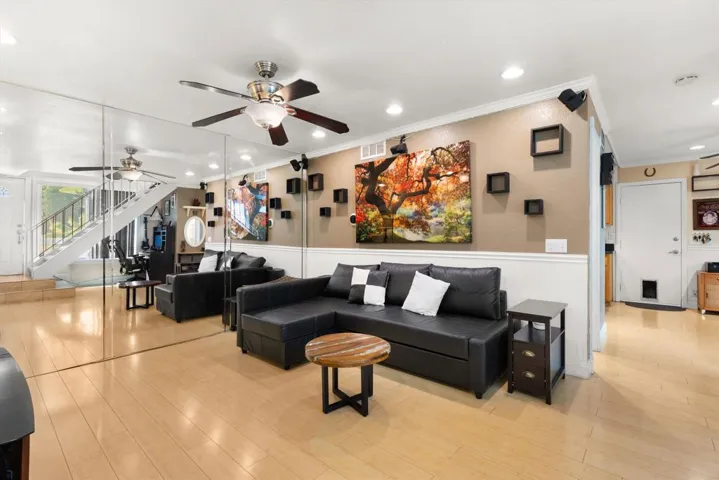 26215 Via Roble, Mission Viejo, California 92691