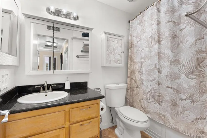 26215 Via Roble, Mission Viejo, California 92691