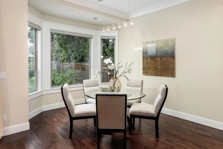 1176 E Campbell Avenue, Campbell, California 95008