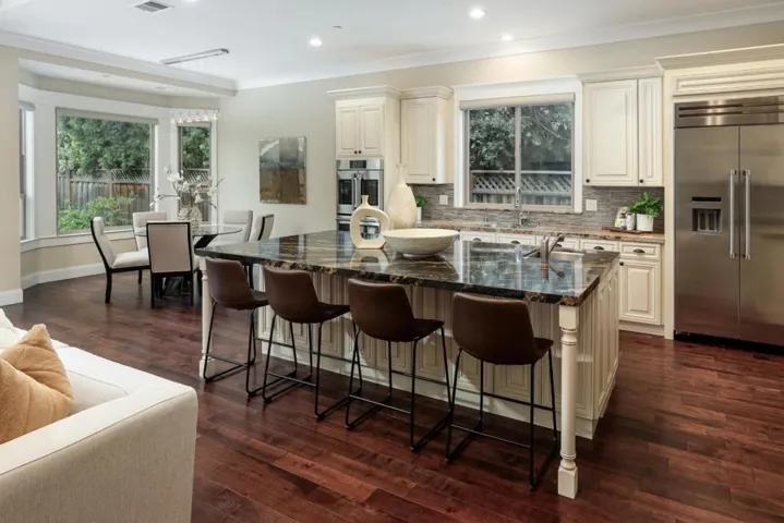 1176 E Campbell Avenue, Campbell, California 95008