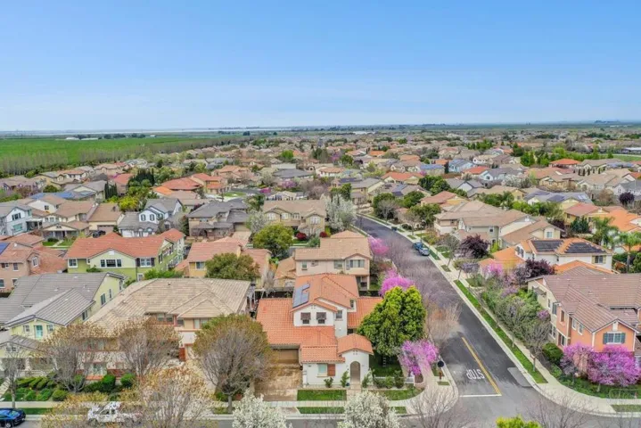 703 W La Canada Avenue, Mountain House, California 95391