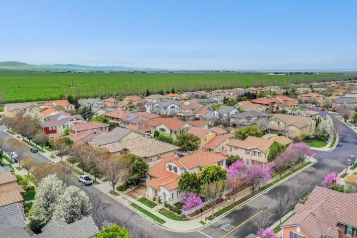 703 W La Canada Avenue, Mountain House, California 95391