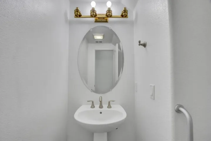 703 W La Canada Avenue, Mountain House, California 95391