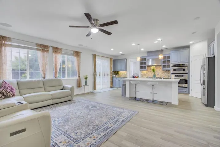 703 W La Canada Avenue, Mountain House, California 95391