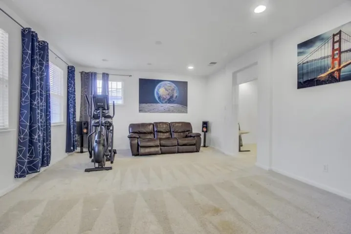 703 W La Canada Avenue, Mountain House, California 95391