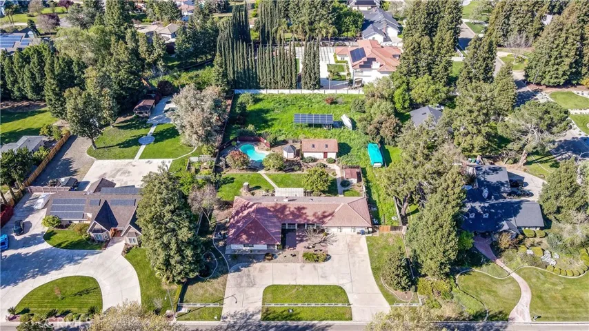 2565 Lecco Way, Merced, California 95340
