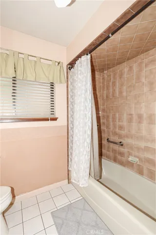 2565 Lecco Way, Merced, California 95340
