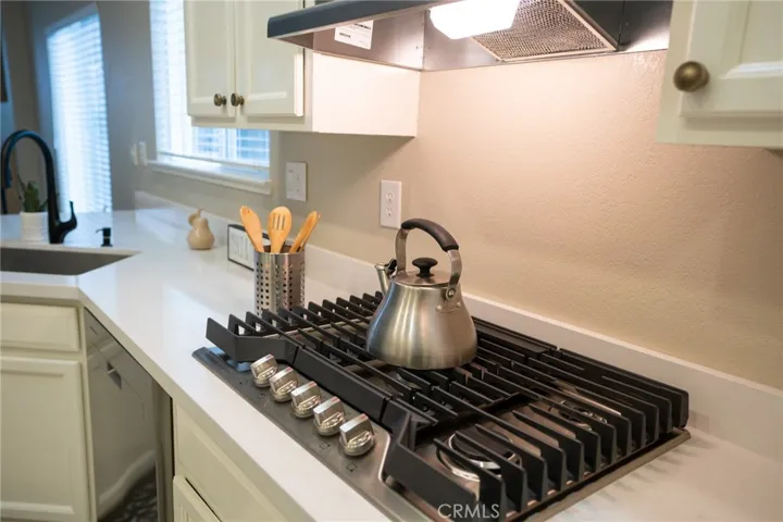 395 Hearst Drive, Merced, California 95348