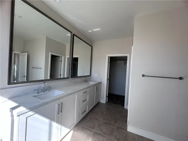 128 Sugar Brush, Irvine, California 92618