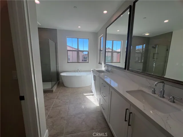 128 Sugar Brush, Irvine, California 92618