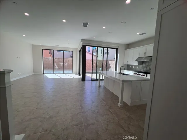 128 Sugar Brush, Irvine, California 92618