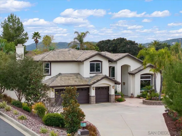 2031 Ridgecrest Place, Escondido, California 92029