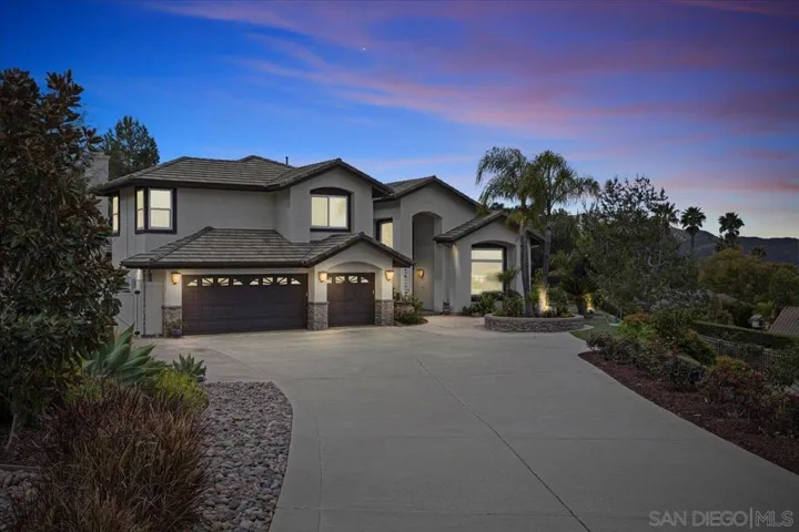 2031 Ridgecrest Place, Escondido, California 92029