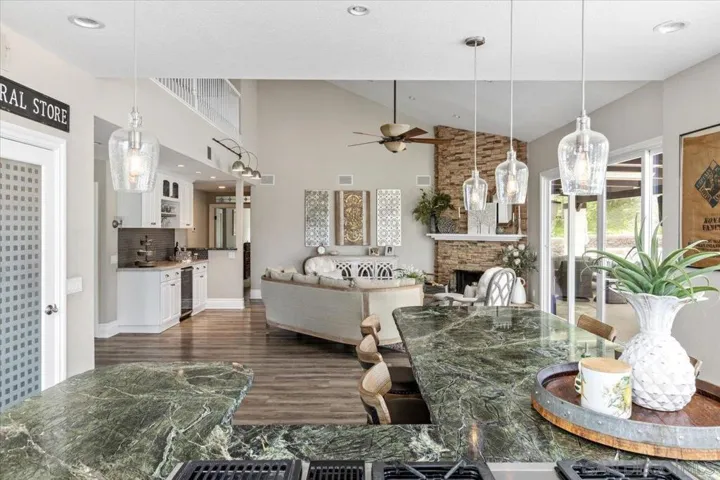 Tasteful granite counters