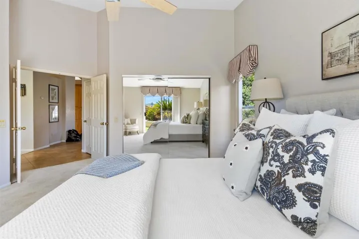 1736 El Rosal Place, Escondido, California 92026