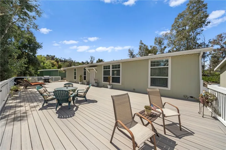 27633 Hemet Street, Hemet, California 92544