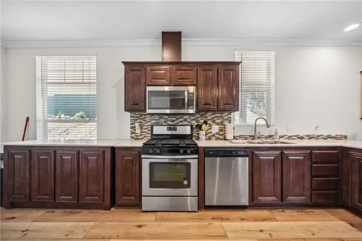 27633 Hemet Street, Hemet, California 92544