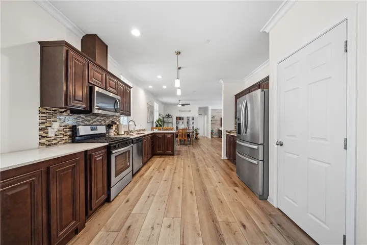 27633 Hemet Street, Hemet, California 92544