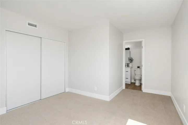 4992 Barkwood Avenue, Irvine, California 92604