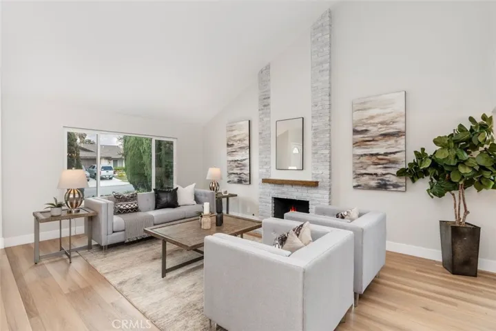 4992 Barkwood Avenue, Irvine, California 92604